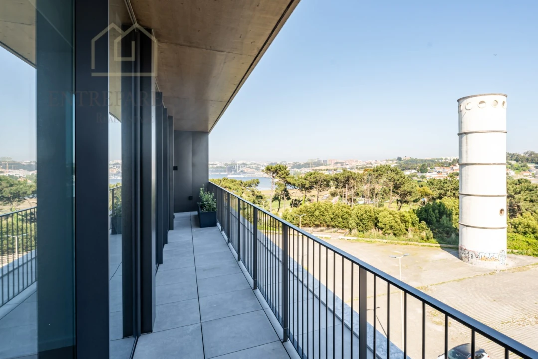 Apartamento T4 para Venda em Canidelo Foto 47
