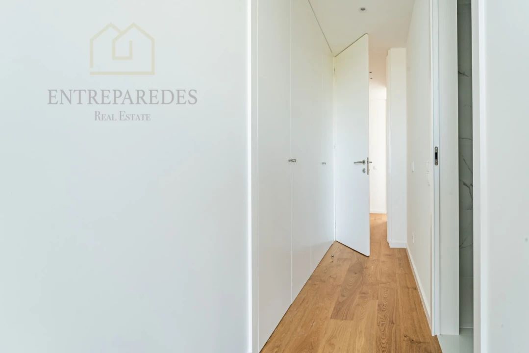 Apartamento T4 para Venda em Canidelo Foto 54
