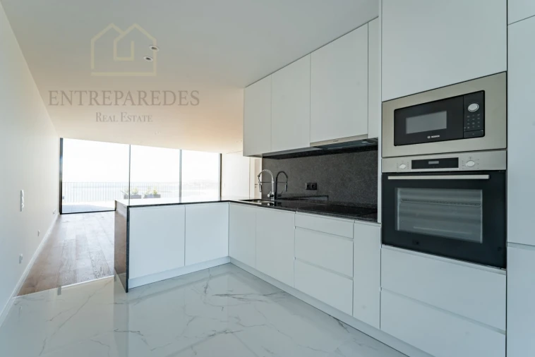 Apartamento T4 para Venda em Canidelo Foto 46