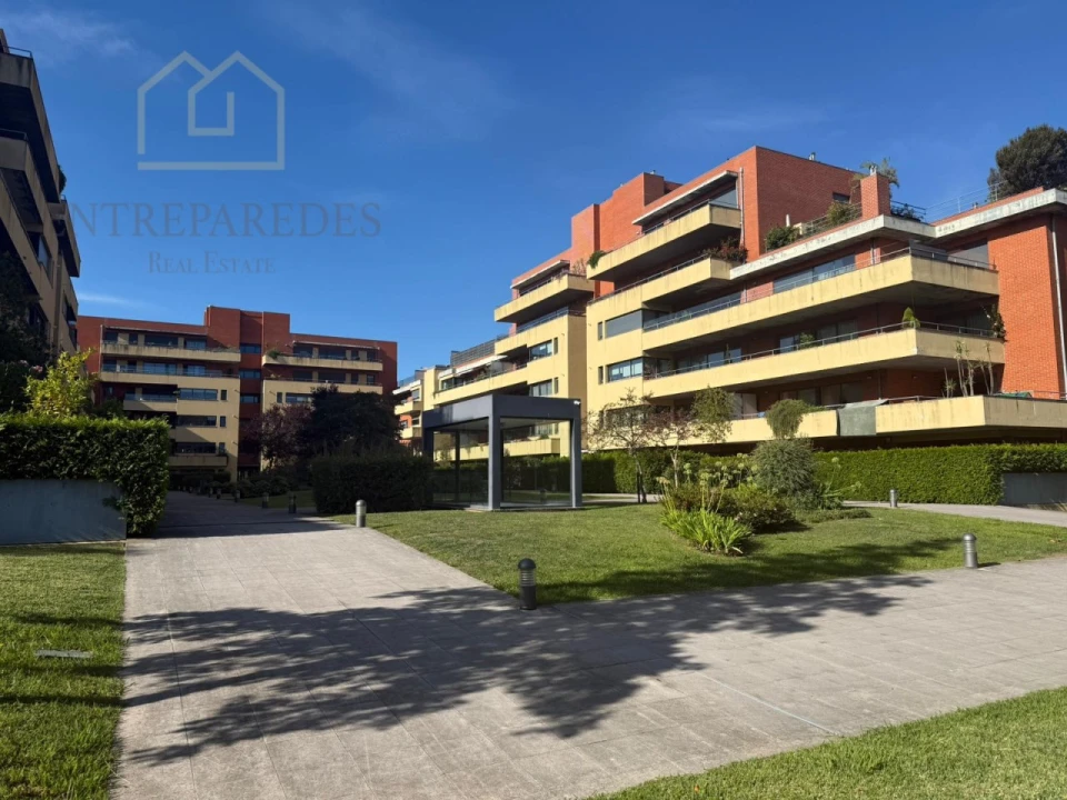 Apartamento T6 para Venda em Paranhos Foto 44