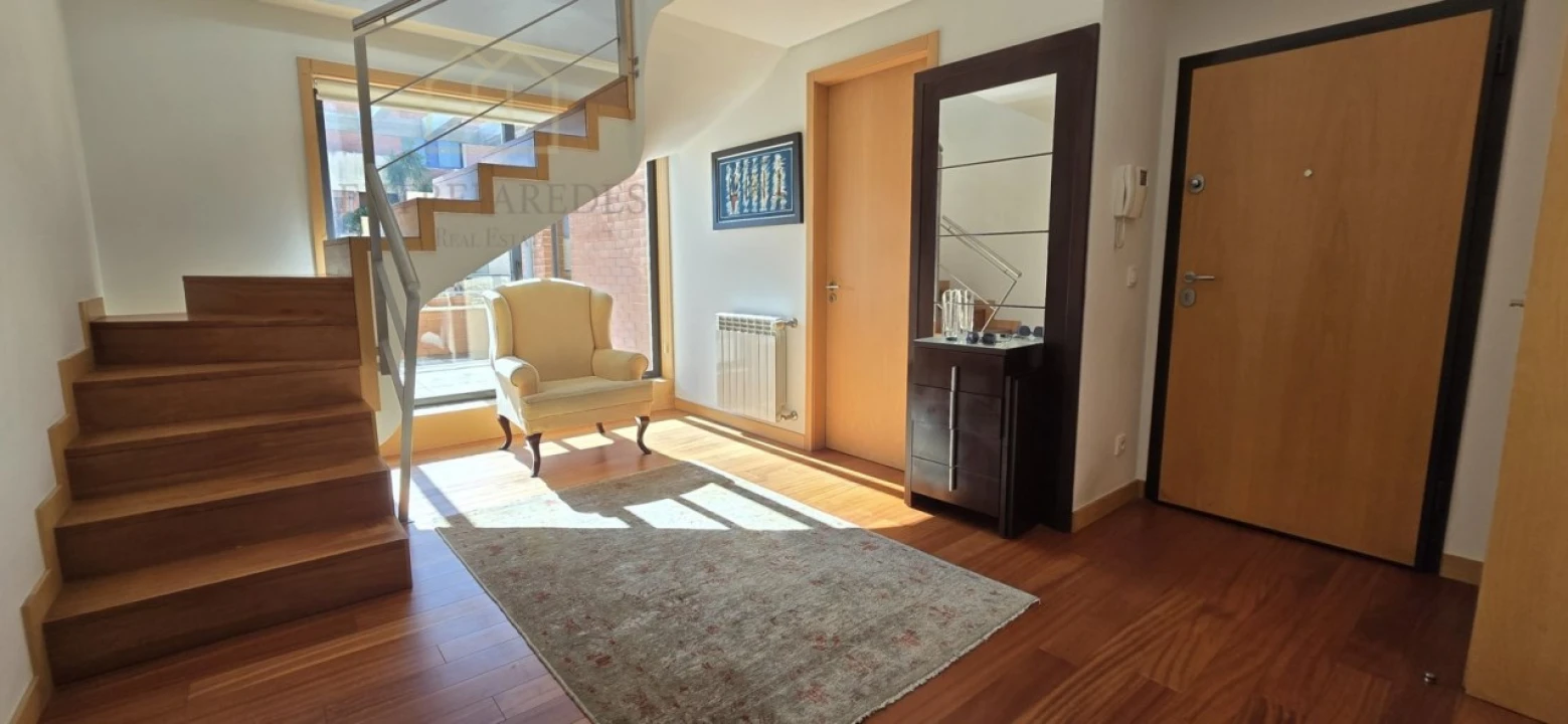 Apartamento T6 para Venda em Paranhos Foto 4