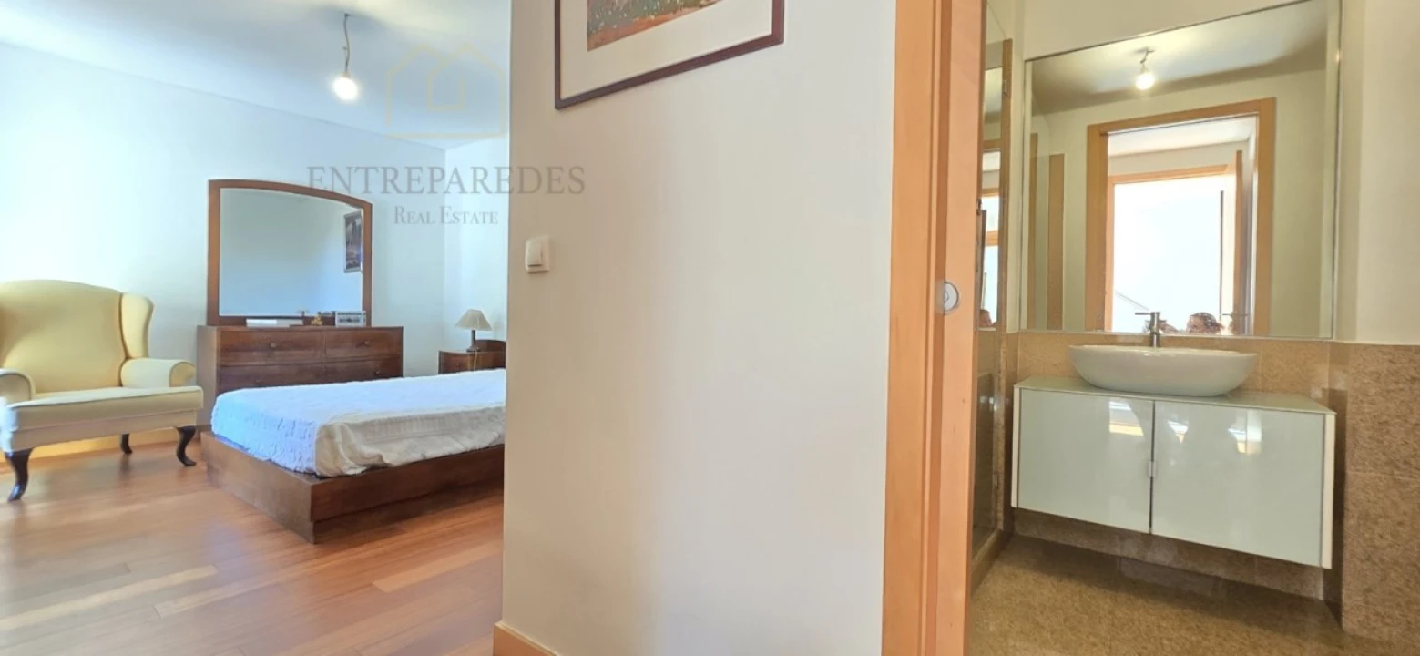 Apartamento T6 para Venda em Paranhos Foto 18