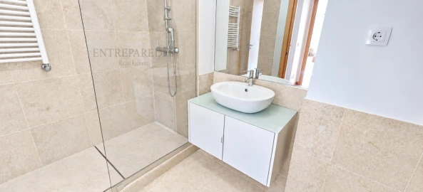Apartamento T6 para Venda em Paranhos