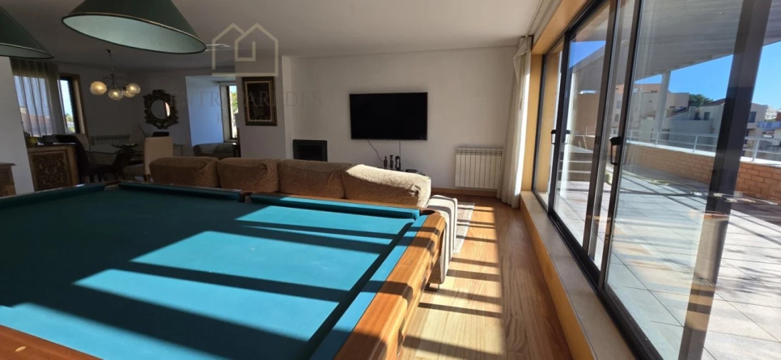 Apartamento T6 para Venda em Paranhos Foto 10