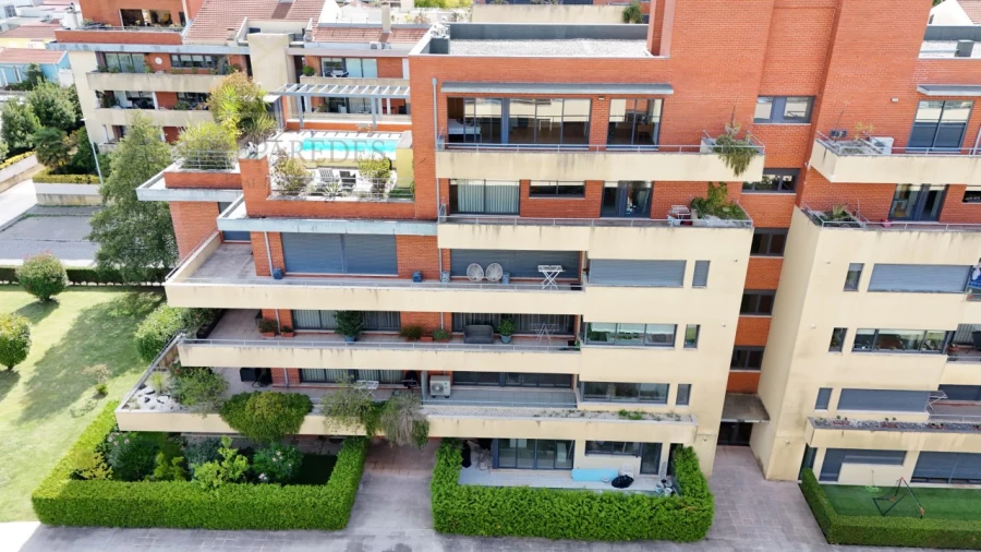 Apartamento T6 para Venda em Paranhos Foto 46