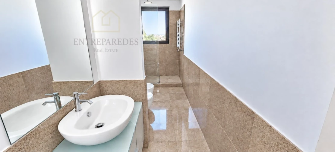 Apartamento T6 para Venda em Paranhos Foto 20