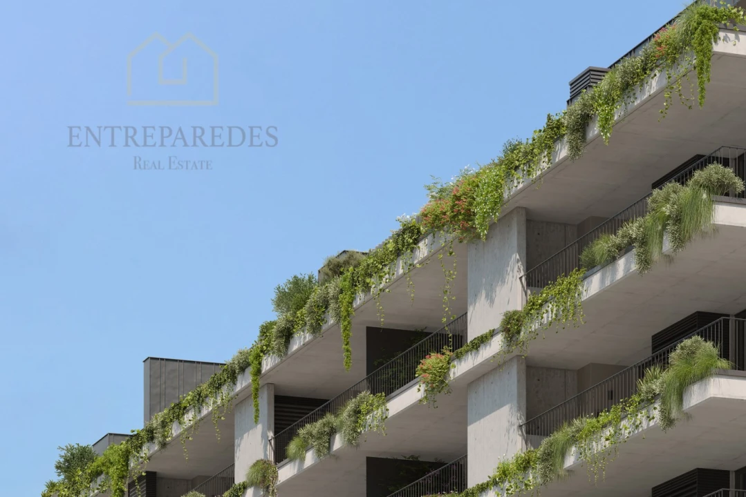 Apartamento T5 para Venda em Ramalde Foto 5