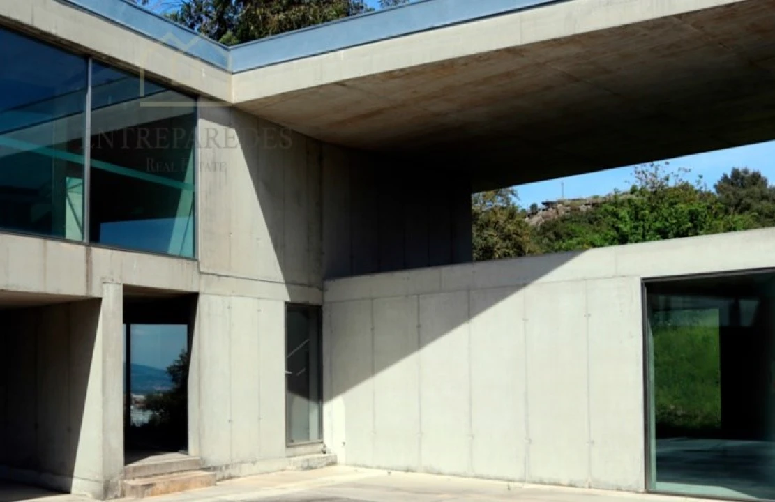 Negócio para Arrendamento em Nogueira, Fraião e Lamaçães Foto 3