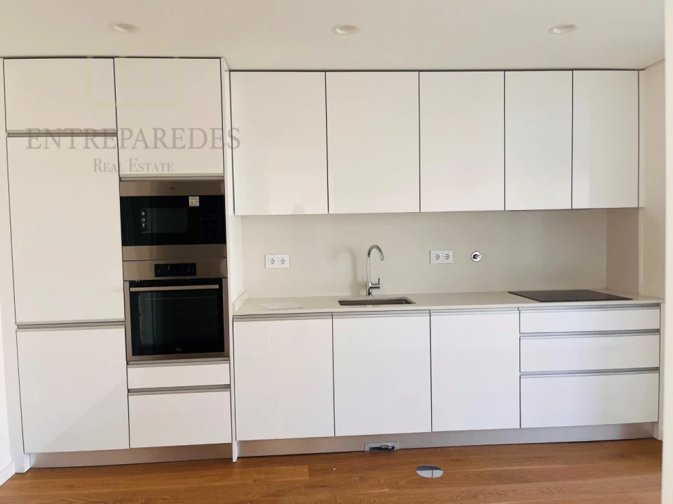 Apartamento T3 para Venda em Espinho Foto 4