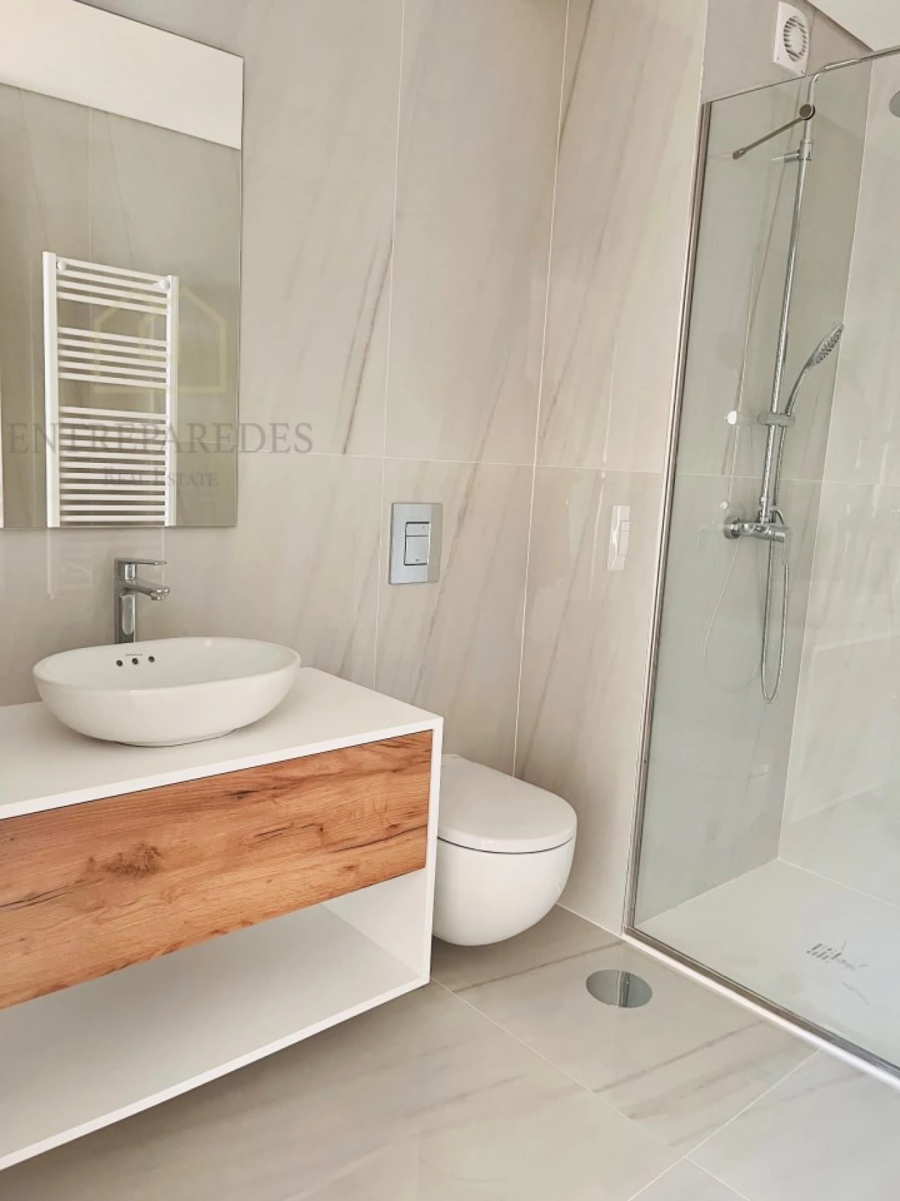 Apartamento T3 para Venda em Espinho Foto 16