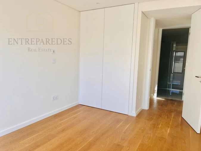 Apartamento T3 para Venda em Espinho Foto 14