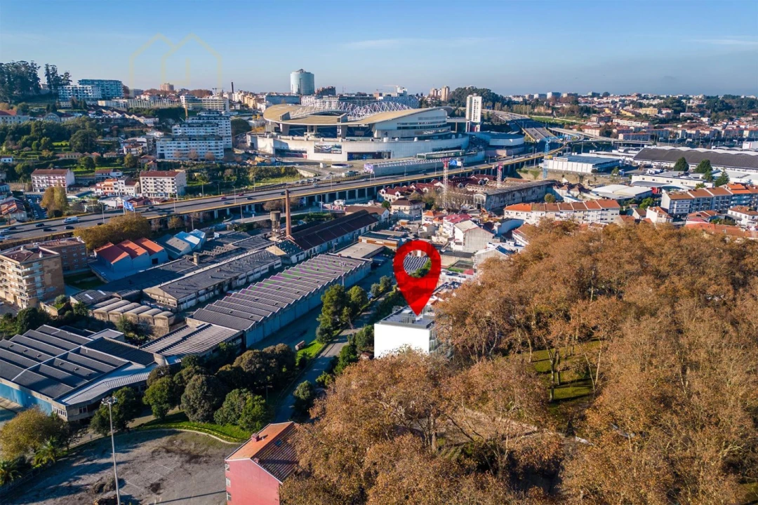 Apartamento T2 para Venda em Campanhã Foto 51