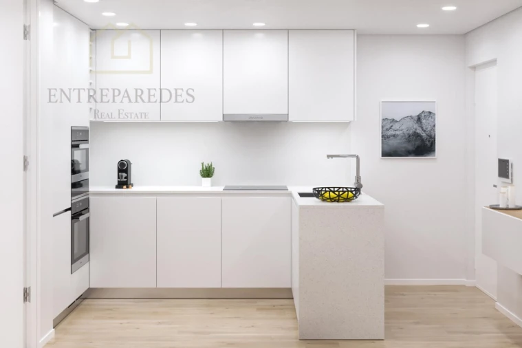 Apartamento T2 para Venda em Campanhã Foto 10