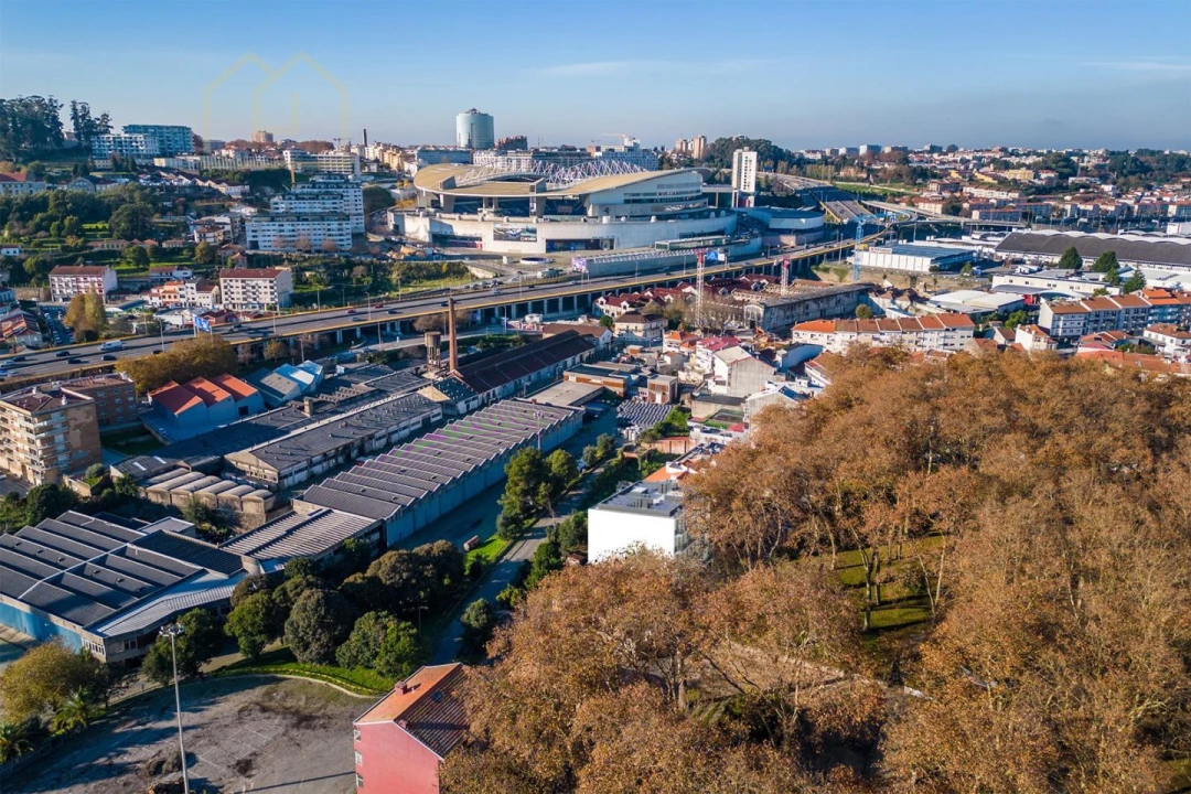 Apartamento T2 para Venda em Campanhã Foto 30