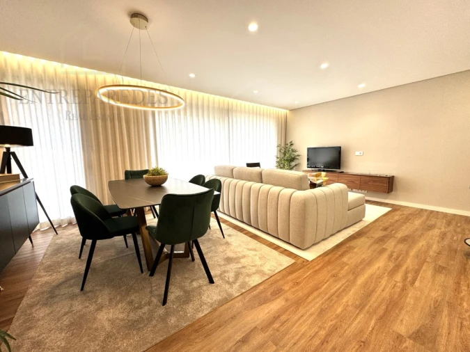 Apartamento T3 para Venda em Avintes