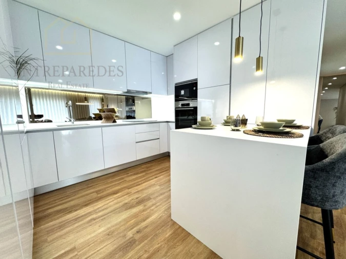 Apartamento T3 para Venda em Avintes Foto 3