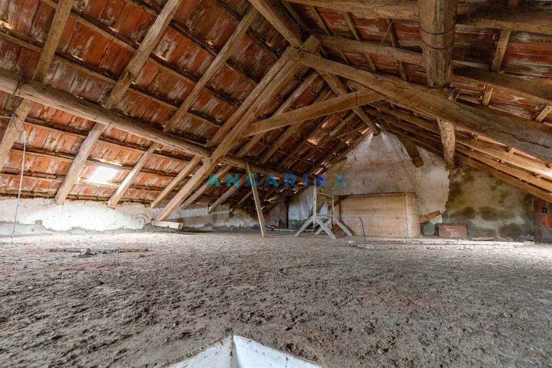 Moradia T2 para Venda em Turquel Foto 44