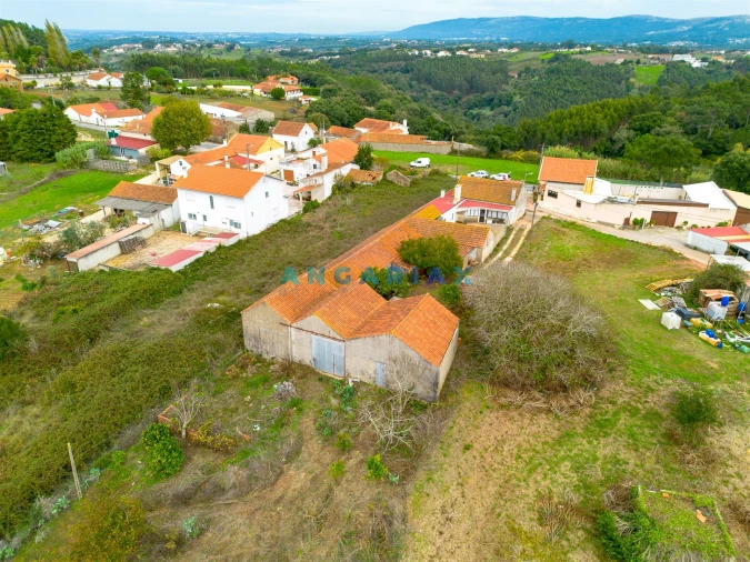 Moradia T2 para Venda em Turquel Foto 11