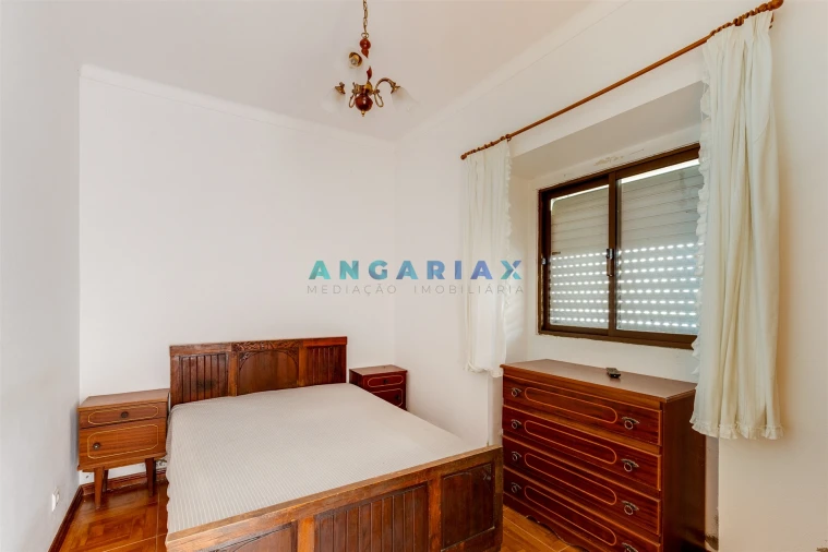 Moradia T2 para Venda em Turquel Foto 27