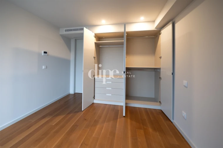Apartamento T1 para Arrendamento em Candoso Santiago e Mascotelos Foto 13
