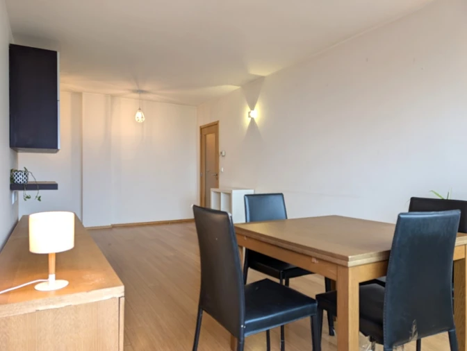 Apartamento T1 para Arrendamento em Aradas Foto 5