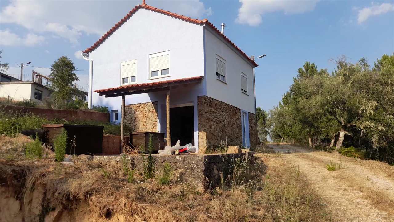 Moradia T4 para Venda em Estreito-Vilar Barroco Foto 2