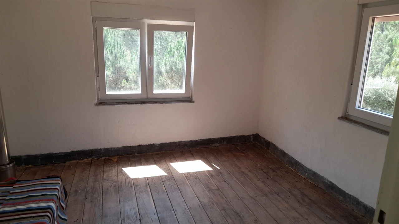 Moradia T4 para Venda em Estreito-Vilar Barroco Foto 17