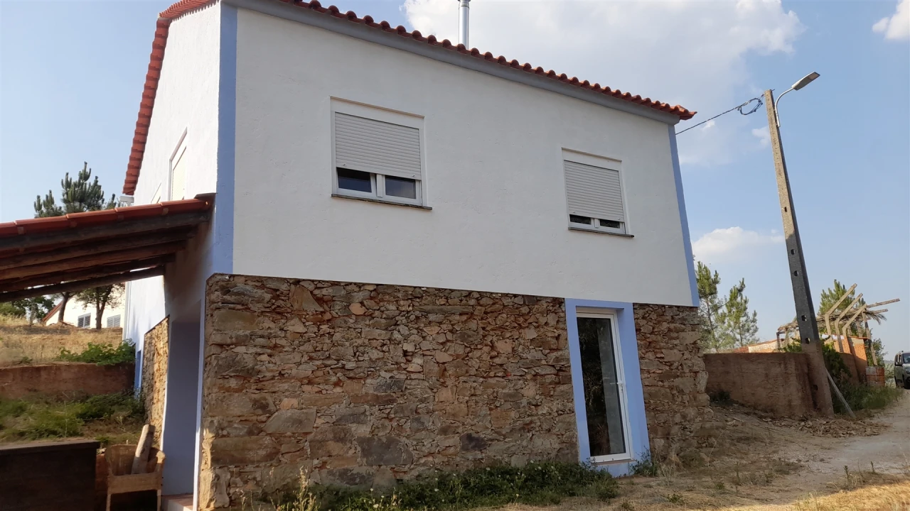 Moradia T4 para Venda em Estreito-Vilar Barroco Foto 3