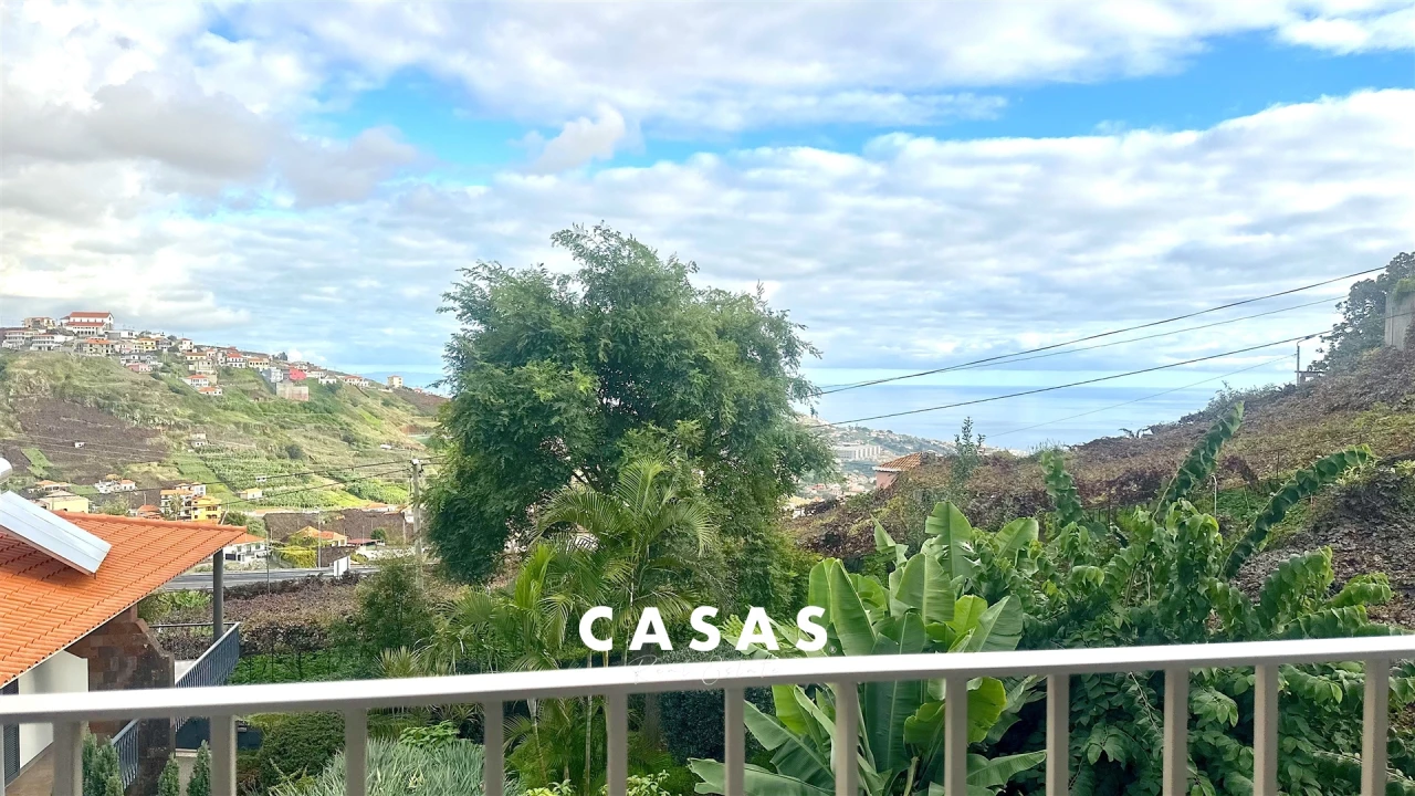 Apartamento T3 para Venda em Estreito de Camara de Lobos Foto 1