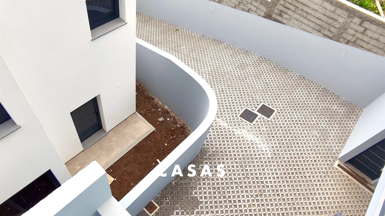 Moradia T3 para Venda em Santo Antonio Foto 46