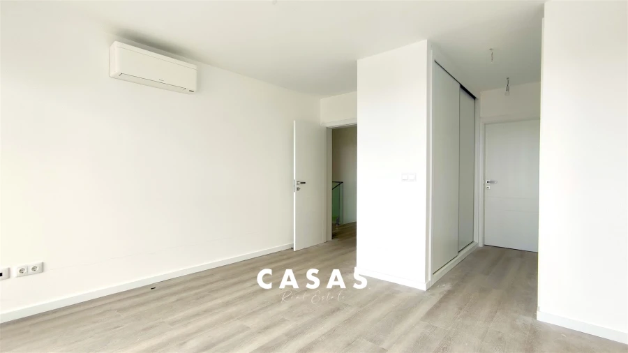 Moradia T3 para Venda em Santo Antonio Foto 23