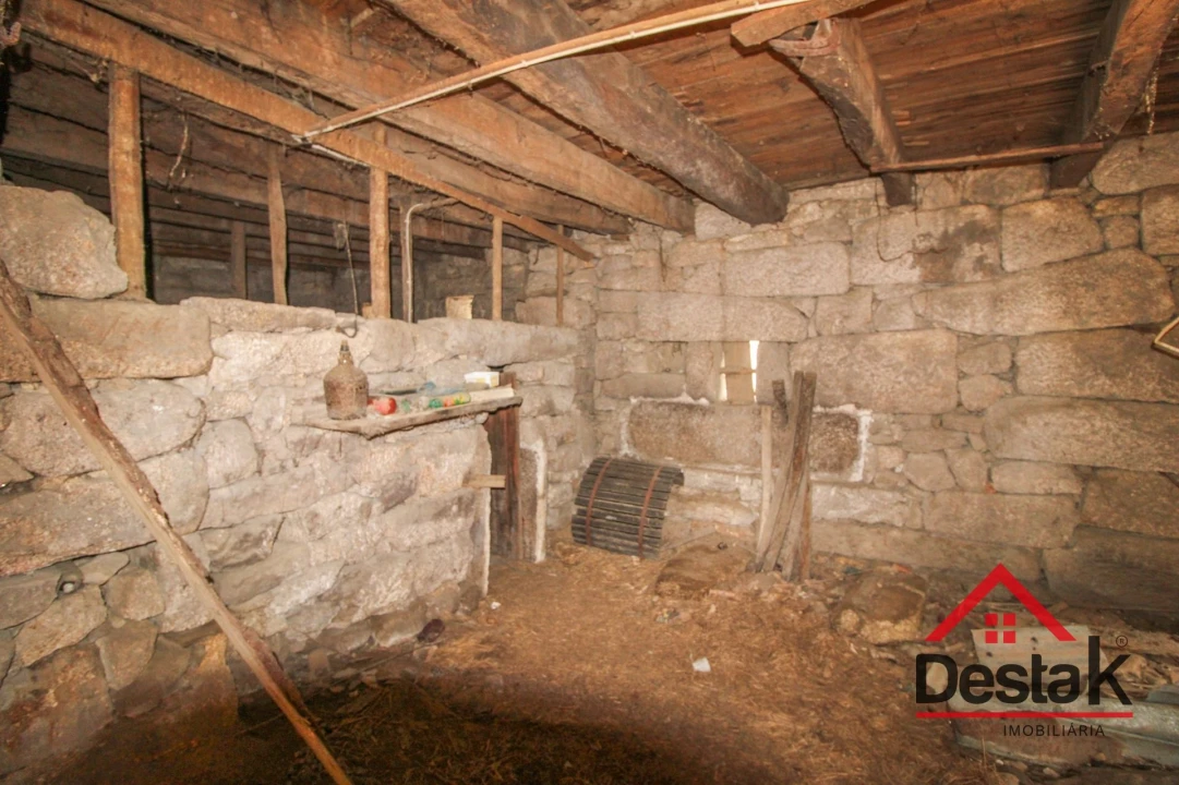 Moradia T3 para Venda em Vila Maior Foto 18