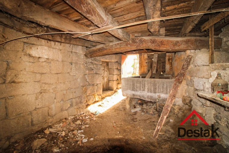 Moradia T3 para Venda em Vila Maior Foto 23