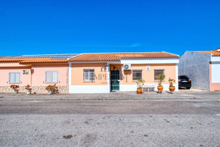 Moradia T3 para Arrendamento em Almeirim