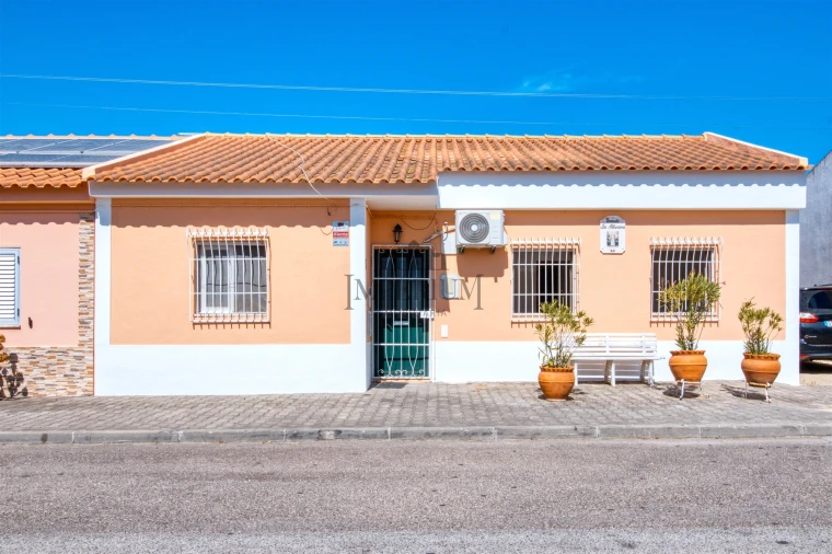 Moradia T3 para Arrendamento em Almeirim Foto 33