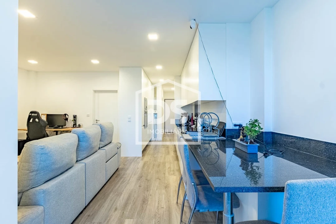 Apartamento T1 para Venda em Agua de Pena Foto 8