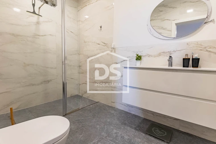 Apartamento T1 para Venda em Agua de Pena Foto 13