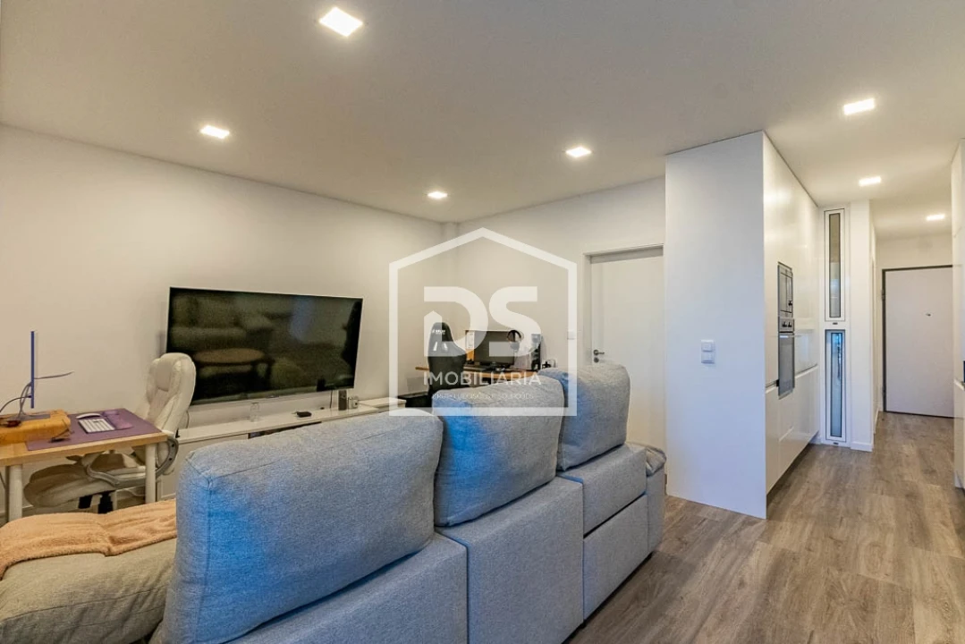 Apartamento T1 para Venda em Agua de Pena Foto 9