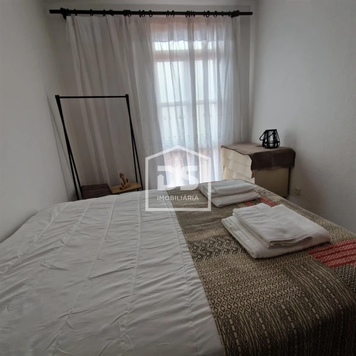 Moradia T4 para Arrendamento em Monte Foto 9