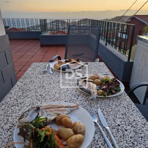 Moradia T4 para Arrendamento em Monte Foto 8