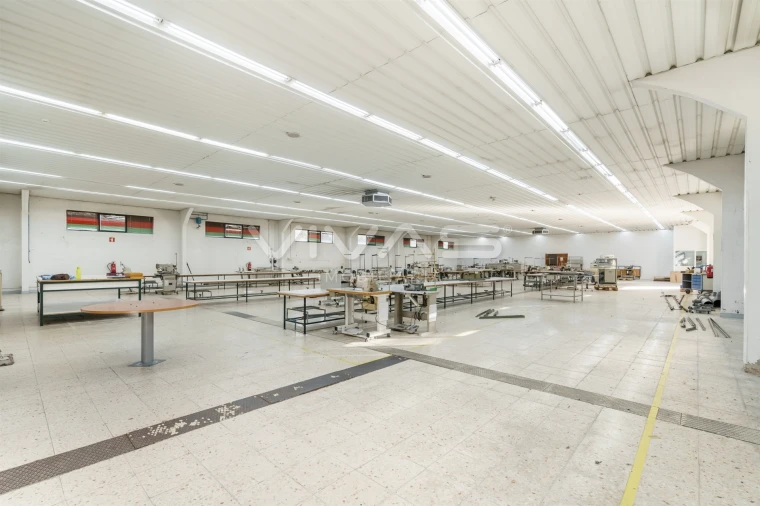 Armazém para Venda em Gême Foto 12