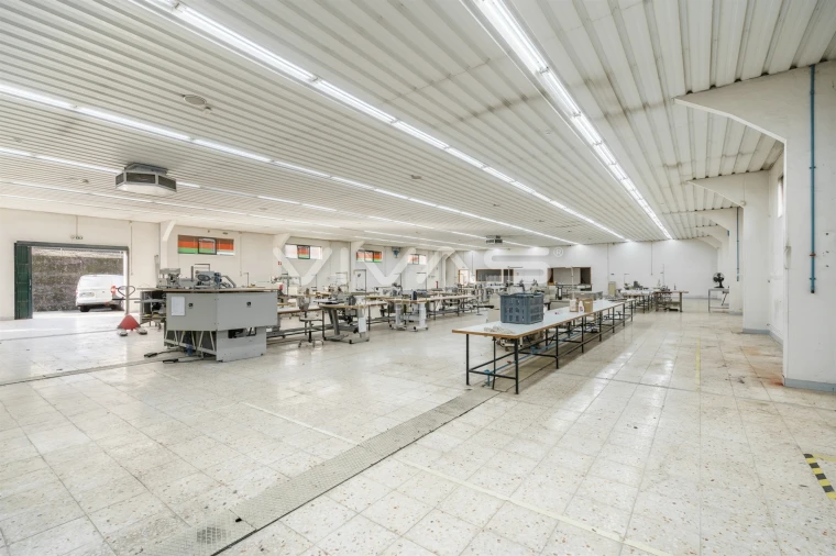 Armazém para Venda em Gême Foto 7