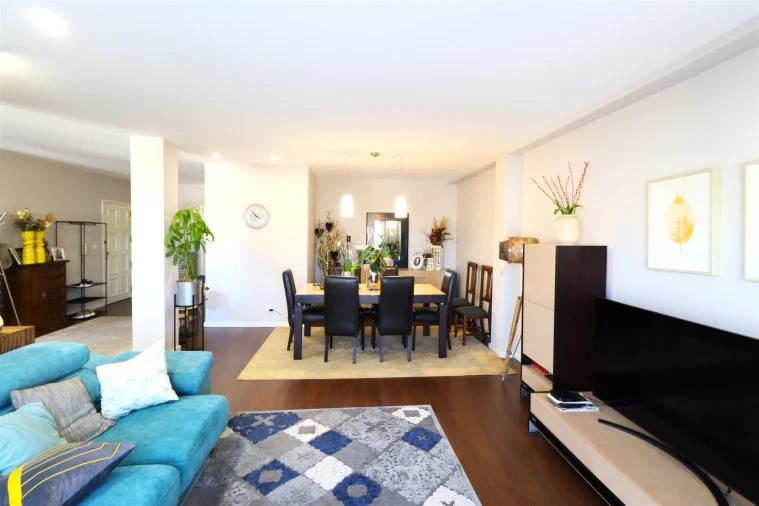 Apartamento T3 para Venda em Vila Nova de Famalicão e Calendário Foto 2