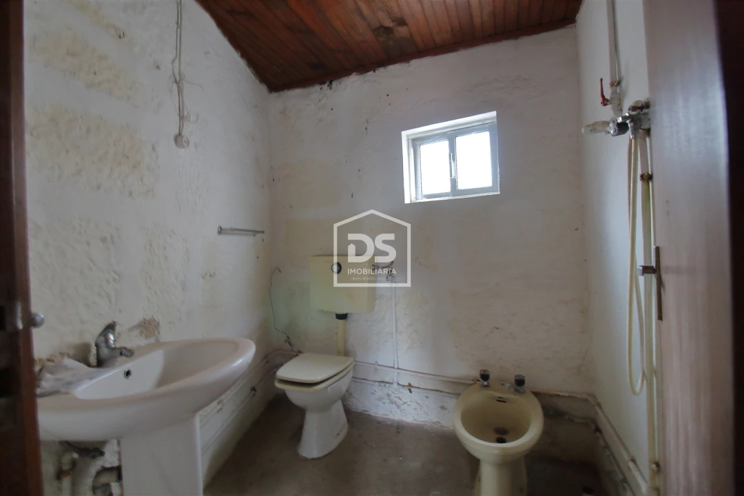 Moradia T1 para Venda em Canelas Foto 9