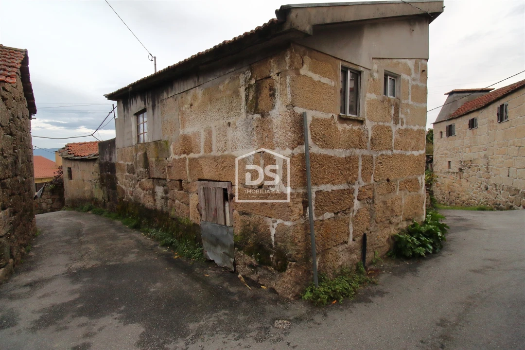 Moradia T1 para Venda em Canelas Foto 3