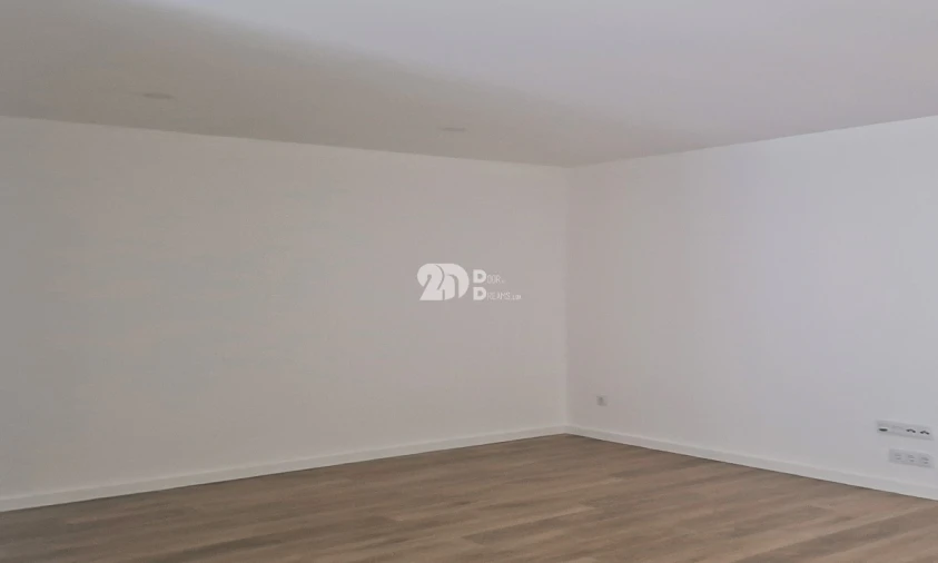 Apartamento T3 para Arrendamento em Povoa de Lanhoso (N. Senhora do Amparo) Foto 3