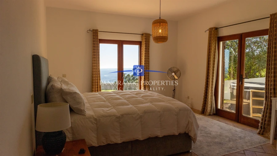 Moradia T4 para Venda em Monchique Foto 8