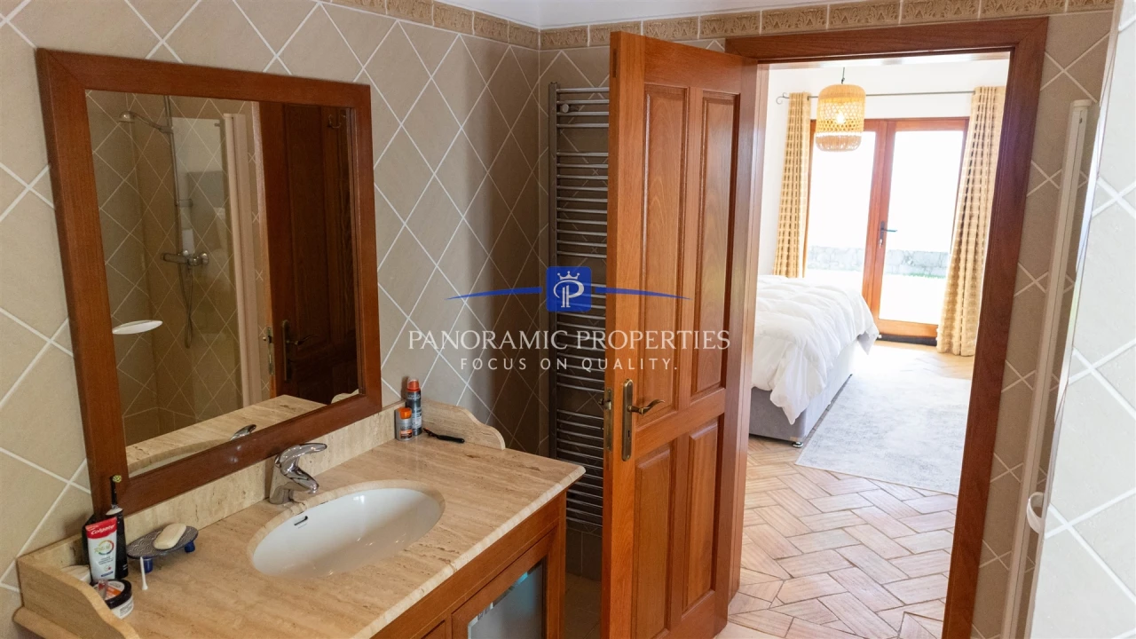 Moradia T4 para Venda em Monchique Foto 9