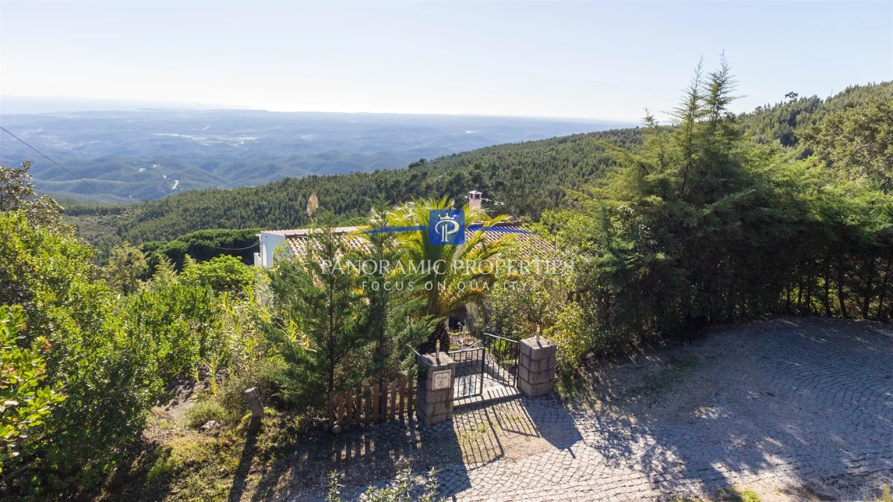 Moradia T4 para Venda em Monchique Foto 18