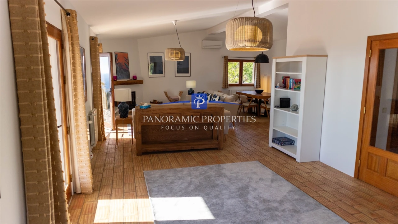 Moradia T4 para Venda em Monchique Foto 3